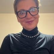 Profesora de inglés con experiencia se ofrece a impartir clases, todos los niveles, preparar exámenes oficiales Cambridge y EOI